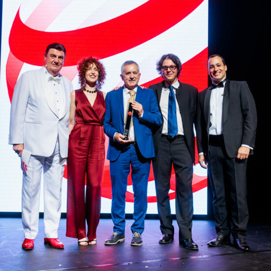 MILANO/horizontal récompensé au Red Dot Gala avec le Best of the Best